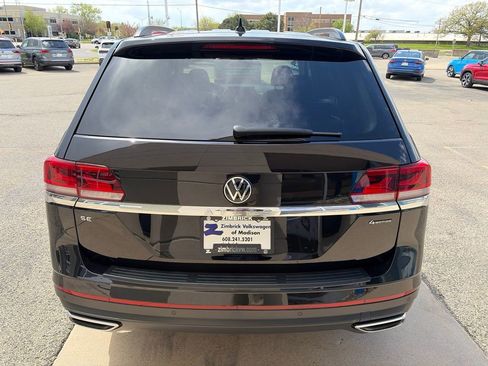 Certified 2023 Volkswagen Atlas SE w/ Panoramic Sunroof Package AWD/4WD image 8