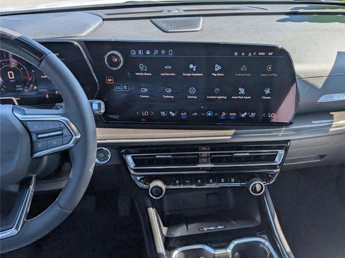 New 2026 Chevrolet Traverse High Country AWD/4WD image 16