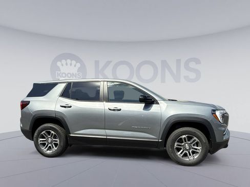 New 2026 GMC Terrain Elevation FWD image 8