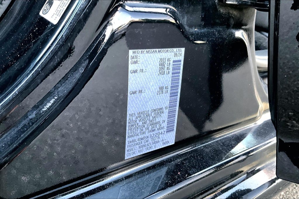 Used 2025 Nissan Altima 2.5 SV AWD/4WD image 16