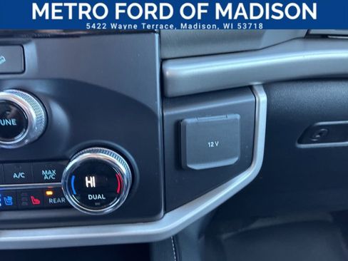 Used 2022 Ford Expedition XLT image 20