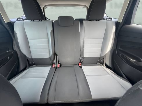Used 2019 Ford Escape S FWD image 5