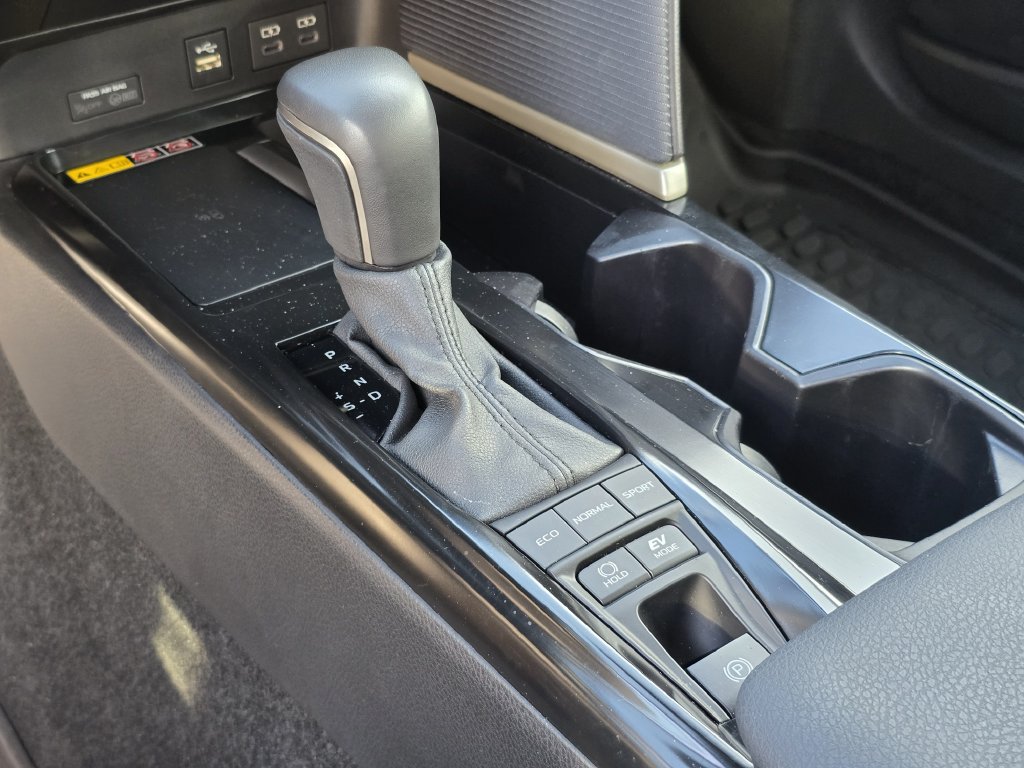 Used 2025 Toyota Camry SE FWD image 23