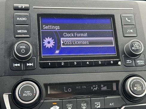 Used 2019 Honda Civic LX image 25