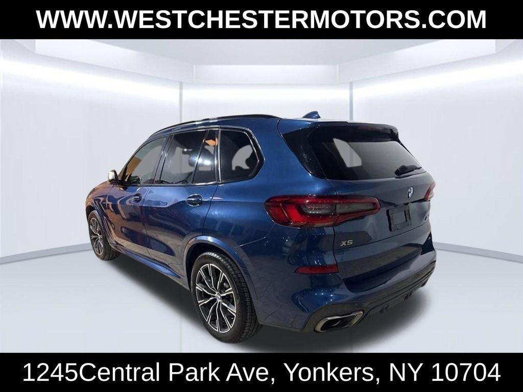 Used 2020 BMW X5 M50i AWD/4WD image 7