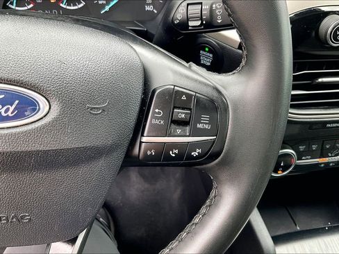 Used 2022 Ford Escape SE w/ SE Sport Appearance Package FWD image 28