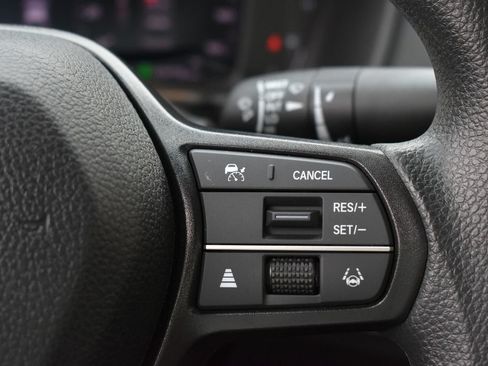 Used 2025 Honda Accord SE image 18