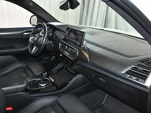 Used 2023 BMW X4 xDrive30i w/ M Sport Package AWD/4WD image 59