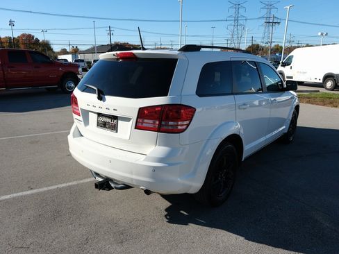 Used 2020 Dodge Journey SE w/ Blacktop Package image 7