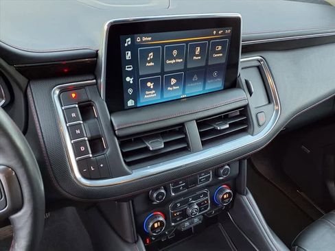 Used 2022 Chevrolet Suburban RST w/ Luxury Package image 21