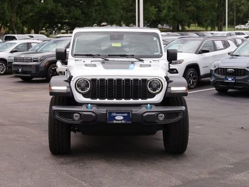 Used 2024 Jeep Wrangler Unlimited Rubicon 4xe AWD/4WD image 4