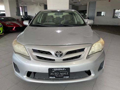 Used 2012 Toyota Corolla LE image 2