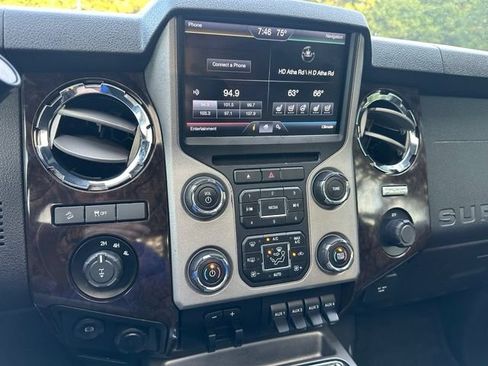 Used 2016 Ford F250 Platinum w/ FX4 Off-Road Package AWD/4WD image 16