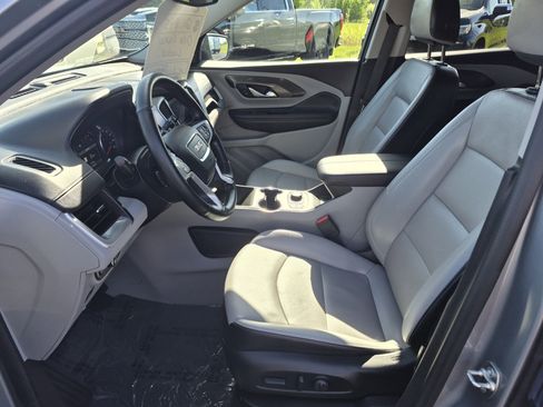 Used 2024 GMC Terrain SLT w/ Infotainment Package II AWD/4WD image 9