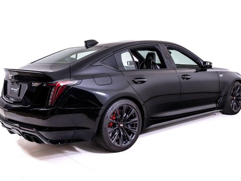 Used 2025 Cadillac CT5 V Blackwing w/ Precision Package RWD image 5