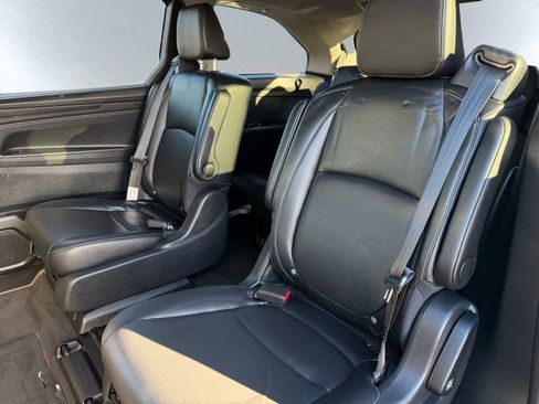 Used 2023 Honda Odyssey EX-L image 18