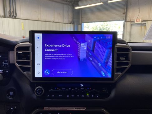 Used 2025 Toyota Tundra Limited image 41