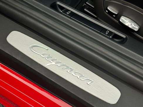 Used 2021 Porsche 718 Cayman image 43