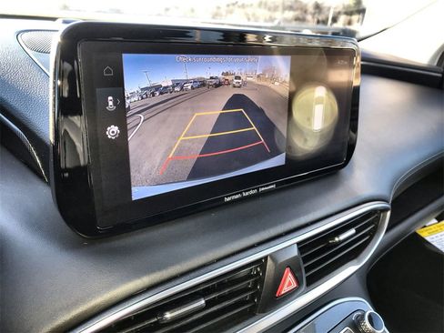 Used 2022 Hyundai Santa Fe SEL Premium image 17