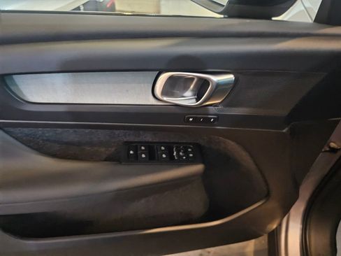Certified 2026 Volvo XC40 B5 Core w/ Climate Package AWD/4WD image 19