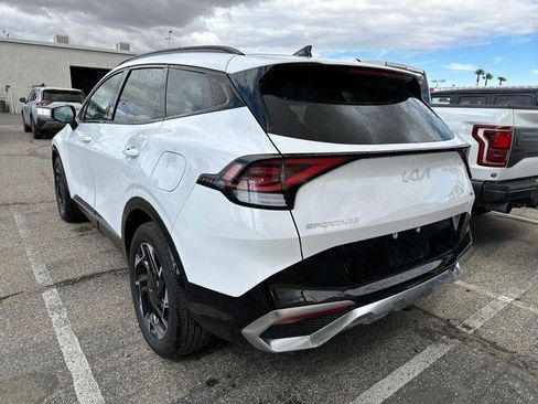 Used 2023 Kia Sportage SX AWD/4WD image 3
