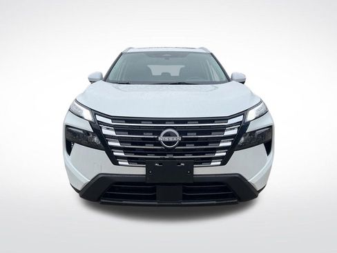 Certified 2026 Nissan Rogue SV w/ SV Premium Package AWD/4WD image 2