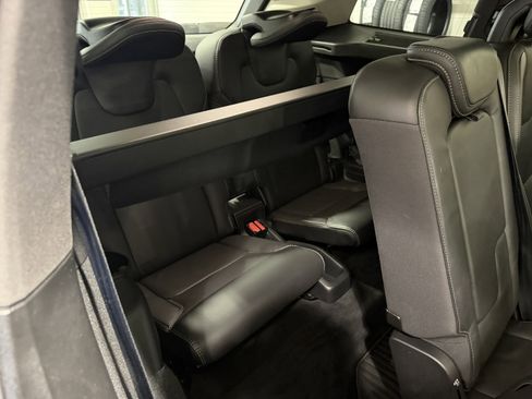 Used 2023 Volvo XC90 B6 Ultimate w/ Protection Package image 30