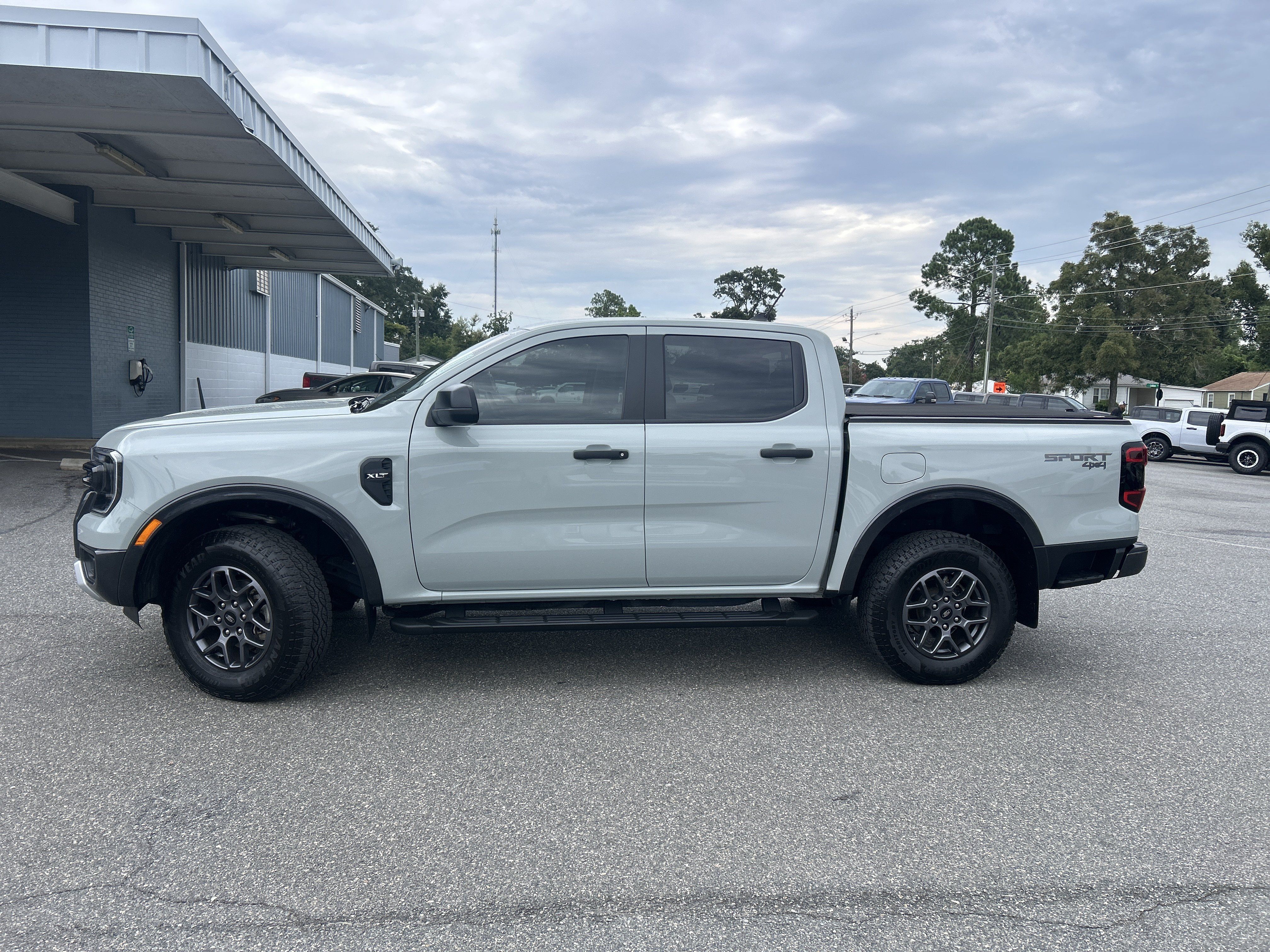 Certified 2024 Ford Ranger XLT w/ Equipment Group 301A High AWD/4WD image 4