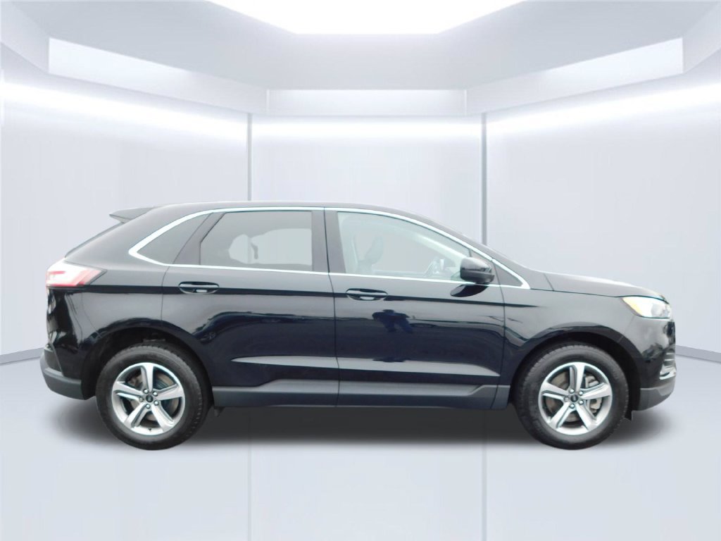 Used 2024 Ford Edge SEL w/ Convenience Package AWD/4WD image 2