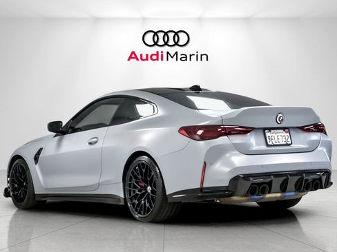 Used 2023 BMW M4 CSL image 3
