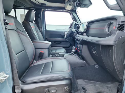 Used 2024 Jeep Gladiator Rubicon image 16