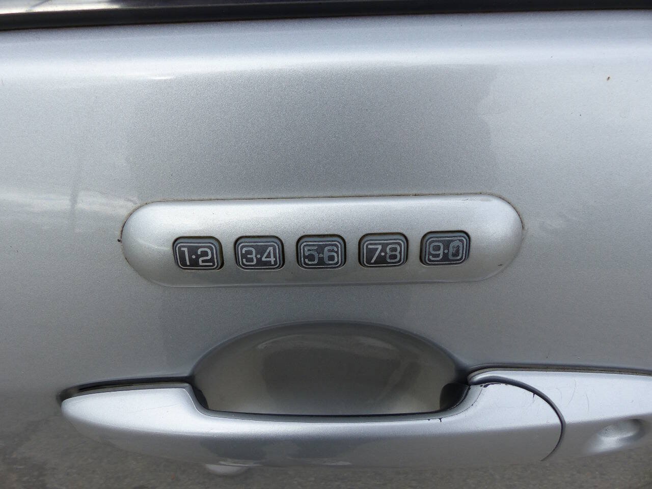 Used 2012 Ford Fusion SEL FWD image 16