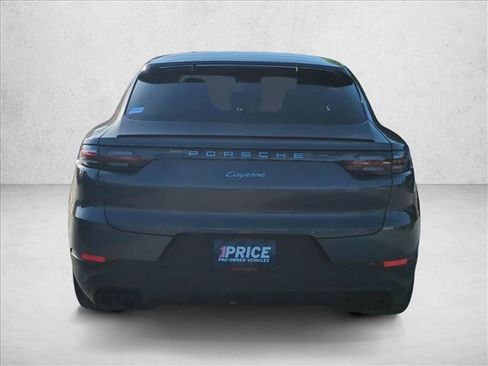 Used 2023 Porsche Cayenne Coupe w/ Premium Package AWD/4WD image 7