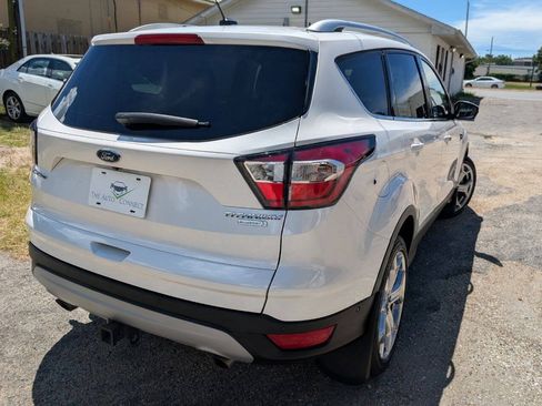 Used 2017 Ford Escape Titanium w/ Equipment Group 301A FWD image 3