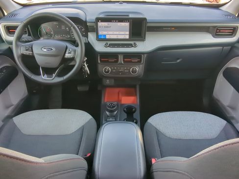 Certified 2024 Ford Maverick XLT w/ XLT Luxury Package image 13