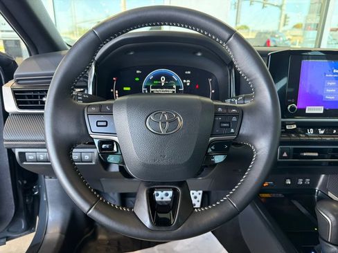 Certified 2025 Toyota Camry SE w/ Convenience Package FWD image 24