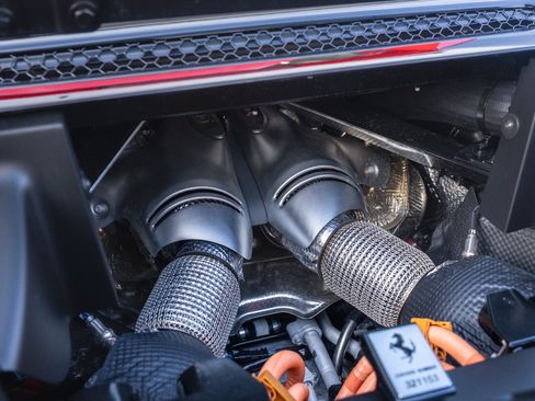 Used 2025 Ferrari 296 GTS image 21