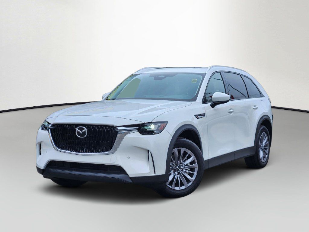 Used 2025 MAZDA CX-90 Plug-In Hybrid w/ Preferred AWD/4WD image 3