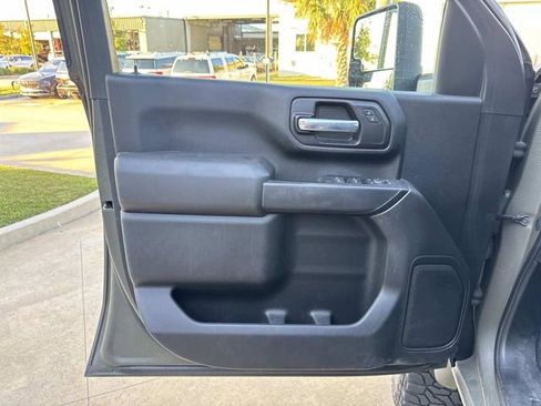 Used 2024 Chevrolet Silverado 2500 Custom w/ Custom Value Package image 22