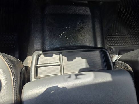 Used 2024 RAM 2500 Tradesman AWD/4WD image 36