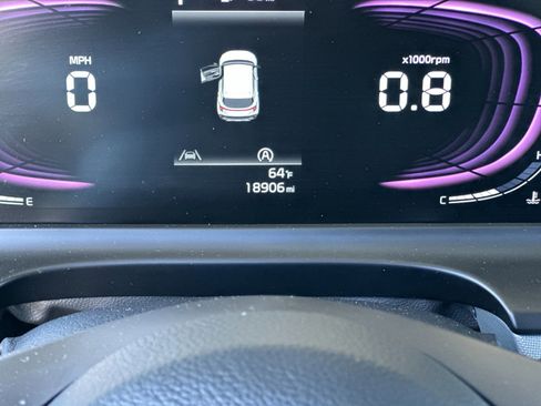 Used 2025 Kia Seltos LX image 23