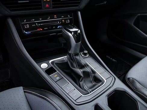 New 2026 Volkswagen Jetta SE image 20