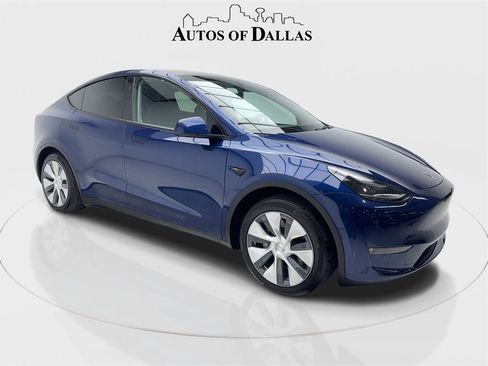 Used 2023 Tesla Model Y 2WD image 2