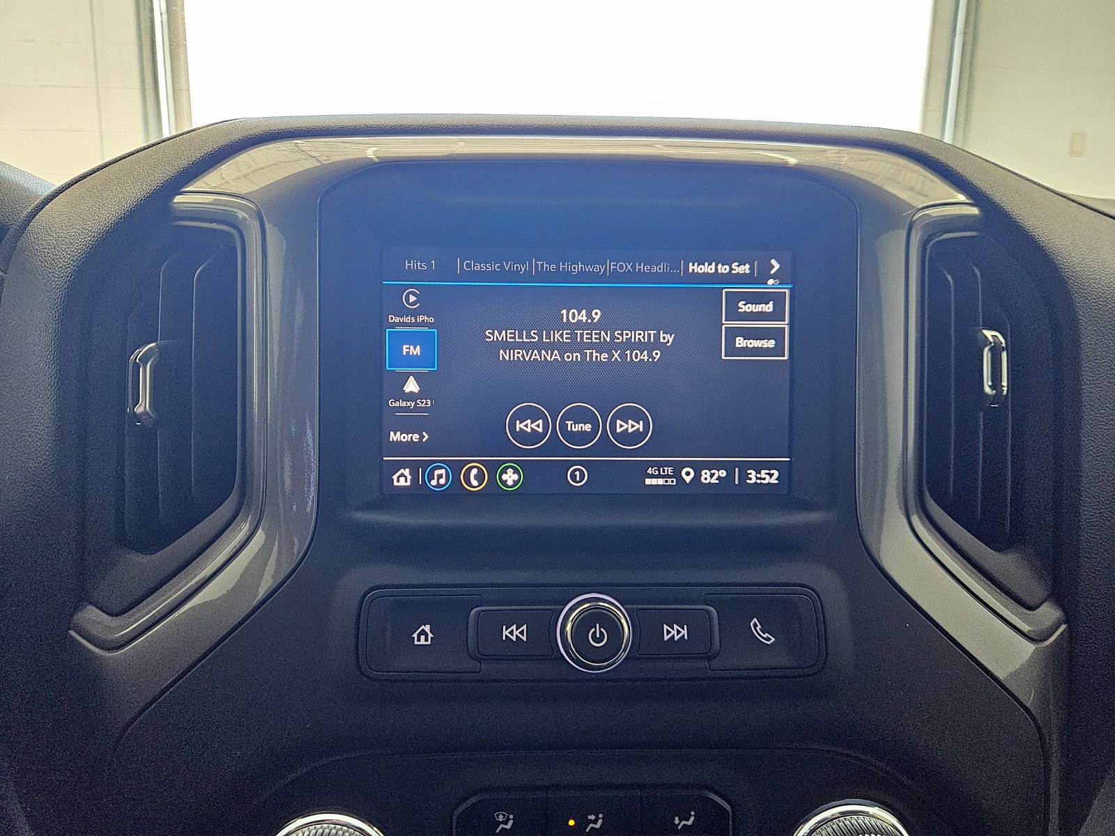 Used 2026 GMC Sierra 1500 Pro w/ Graphite Edition AWD/4WD image 27