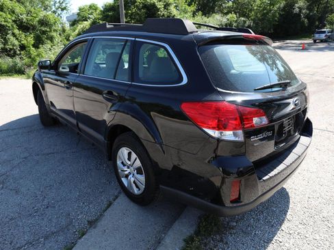 Used 2013 Subaru Outback 2.5i image 9