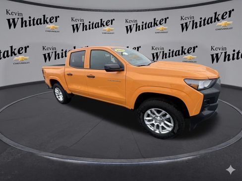 Certified 2025 Chevrolet Colorado W/T w/ WT Convenience Package II RWD image 2