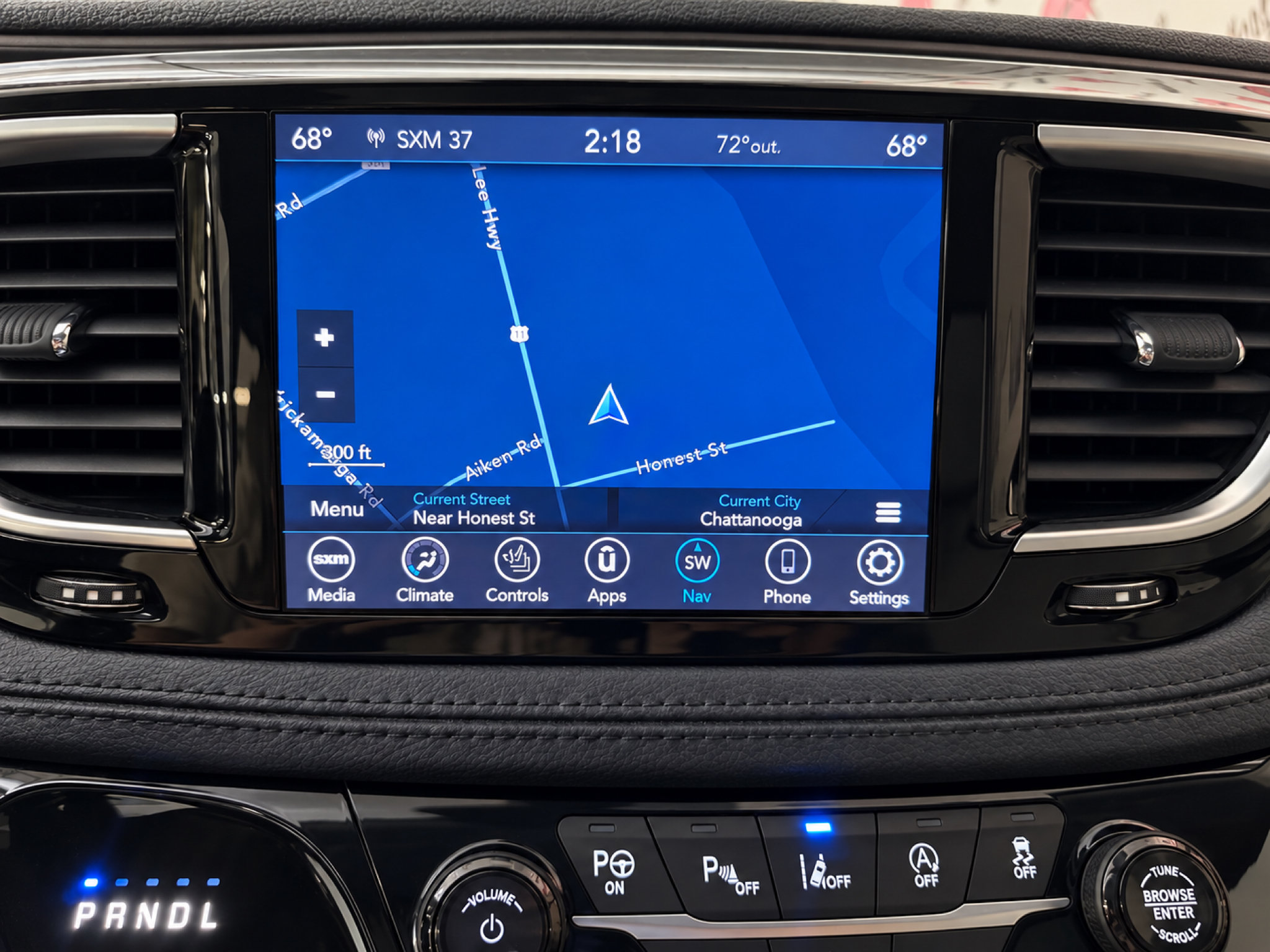 Used 2019 Chrysler Pacifica Limited w/ Tire & Wheel Group FWD image 33