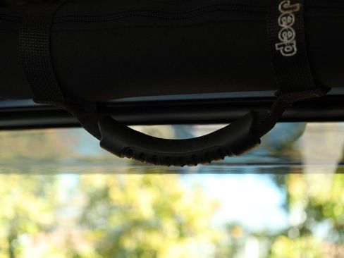 Used 2013 Jeep Wrangler Unlimited Sahara w/ Dual Top Group image 31