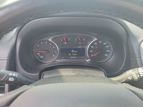 Used 2024 GMC Terrain SLT FWD image 33