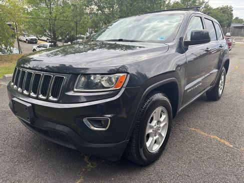 Used 2014 Jeep Grand Cherokee Laredo w/ Quick Order Package 23E AWD/4WD image 1
